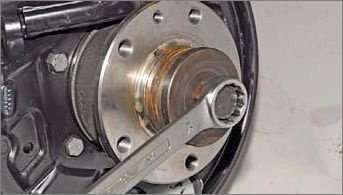 Замена переднего привода Рено Дастер