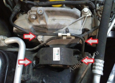 Пошаговая инструкция по замене ремня ГРМ на ???? Рено Дастер с двигателем 1,6 литра 16 клапанов (К4М). Фото отчет с комментариями. чертежами инстру...