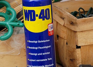 В данном видео детально рассматривается замена задних тормозных колодок, замена заднего подшипника ступицы, а также ревизия тормозных механизмов ав...