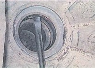 Замена сальников коробки передач Renault Duster, 2010 - 2015 г.в. Вам потребуются: все инструменты, необходимые для снятия привода переднего колеса
