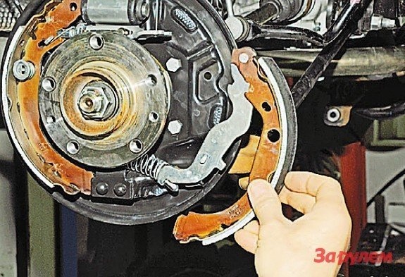 Замена переднего привода Рено Дастер