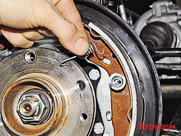 Замена переднего привода Рено Дастер