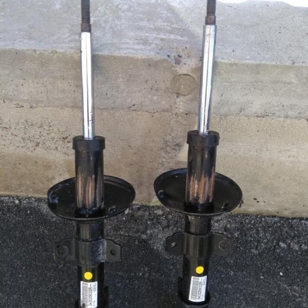 Опоры амортизаторов Renault Duster