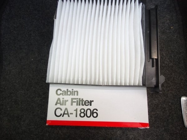 Замена салонного фильтра Рено Дастер, какой купить 2.0, артикулы 1.6 ...