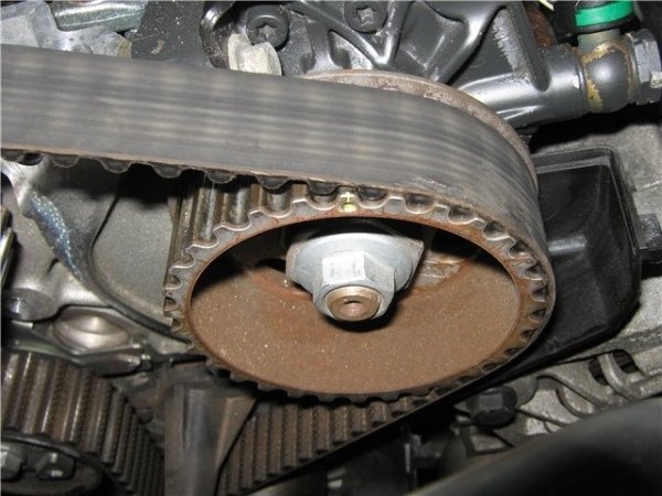 Заменяем ремень ГРМ на дизель Рено Дастер