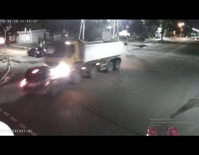 Встроенная миниатюра к ДТП на ухабах под Киевом
